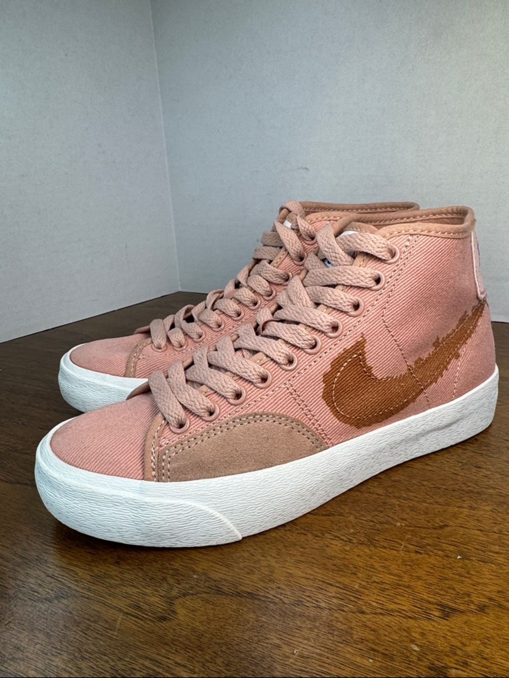 Nike Kids SB Blazer Court Mid Premium Canvas High-Top Sneakers Rose Whisper, 4